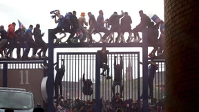 Ausschreitungen bei Meisterfeier