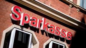 Reuß lobt Kooperationen unter Landesbanken