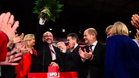 Schulz mit Rekordergebnis zum SPD-Parteichef gewählt