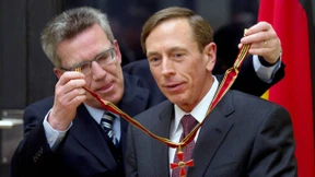 Bundesverdienstkreuz für CIA-Chef Petraeus