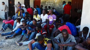 Hunderte Tote bei zwei Schiffsunglücken befürchtet