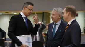 Europäische Union friert Gelder ein