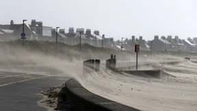 Schweizerin stürzt mit Wohnwagen von Klippe