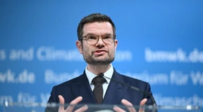 Horrende Gehälter, rechtswidriges Onlinemagazin