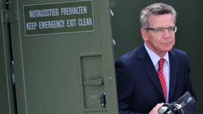 De Maizière weist Vorwürfe zu Drohnenprojekt zurück 