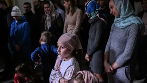 Die Gesichter dieses Krieges sind die der Kinder, voller Angst