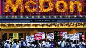 44 Festnahmen bei Streiks von Fastfood-Mitarbeitern in Amerika