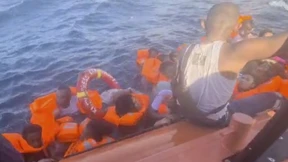 14 Menschen sterben bei Schiffsbrand