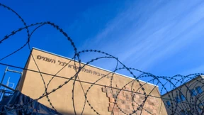 Als ob sich ein leerer Raum um einen bildete