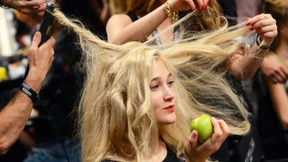 Haarmoden mit Fußnoten