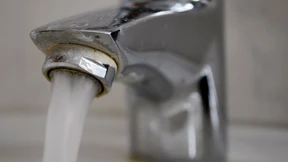 Wasserpreise in Frankfurt sinken um ein Viertel