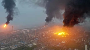 Schwerer Brand in Chemiewerk