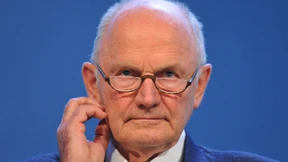 Hedge-Fonds will fast zwei Milliarden von Piëch und Porsche