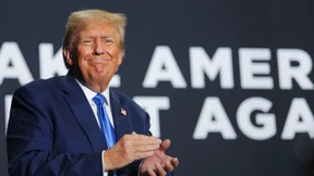 Warum Trump sich von Powell distanziert