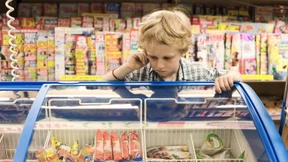 Mädchen bekommen weniger Taschengeld als Jungen