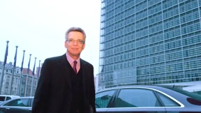 De Maizière wirbt für Aufnahmezentren in Afrika