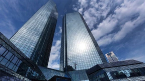 Die Deutsche Bank ist krank an Leib und Seele