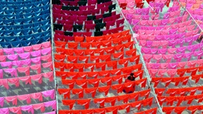 Mehr Lohn für Arbeiter in Bangladeschs Textilfabriken