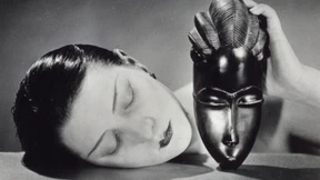 Im modernen Licht, das zeitlose Gesicht