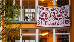 Nähe gibt es nur aus der Distanz