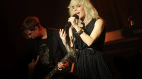 Tanz mit dem Teufel um eine Packung Zigaretten