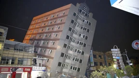 Schweres Erdbeben erschüttert Taiwan