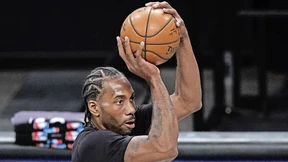 Am Dollar festgekrallt