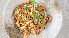 Was kann man für vegane Gäste kochen?