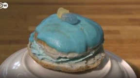 Leuchtende Algen-Törtchen