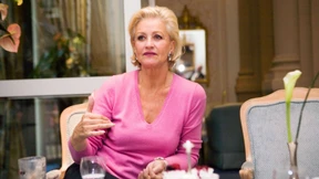 Marika brustfrei und Herrn Breuers Erdnüsse 