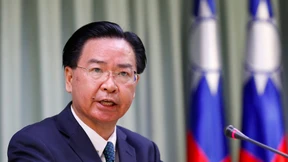 Schalten Sie den Leuchtturm an