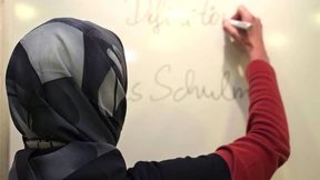 Berlin unterliegt im Streit um Kopftuchverbot für Lehrerinnen