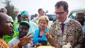 Entwicklungsminister Müller weist Kritik zurück