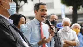 Festhalten an Guaidó