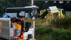 Deutscher Reisebus in der Schweiz verunglückt