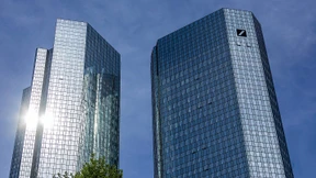 Kartellklage gegen zehn Großbanken