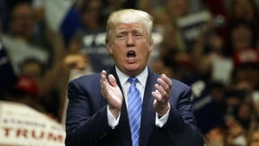 Trump greift Clinton wegen E-Mail-Affäre an