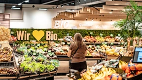 Was versprechen die Bio-Siegel im Supermarkt?