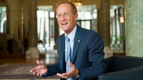 „Zehn Tage, die zehn Jahre wirken“