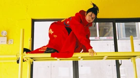 Lasst hundert neue Kleider blühen!