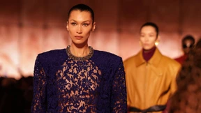 Wie die Pariser Mode die Weiblichkeit wiederentdeckt