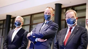 Wenn Röttgen, Merz und Laschet zur Basis sprechen