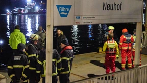 Gesunkenes Schiff soll aus der Elbe geborgen werden