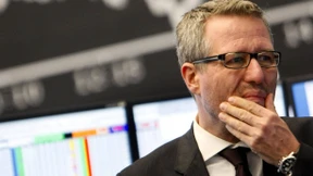 Nach Ausverkauf kann sich Dax im frühen Geschäft erholen