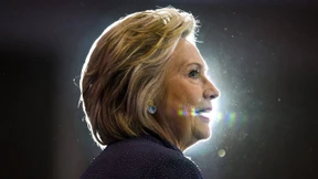 Clintons Botschaft an Frauen wird Twitter-Hit