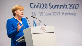 Merkel mahnt zu friedlicher Kritik an G20-Gipfel