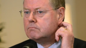 Steinbrück stürzt in Wählergunst ab