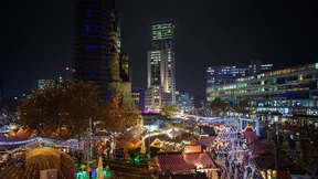 Weihnachtsmarkt an Berliner Gedächtniskirche geöffnet