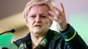 Politiker müssen nicht alles aushalten