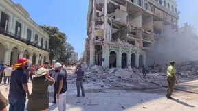 Viele Menschen sterben durch Explosion